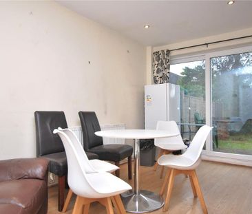 4 bedroom semi-detached house to rent - Photo 1