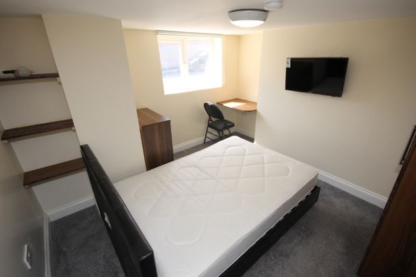 Lucas Street, Woodhouse, Leeds, LS6 2JD - Photo 1