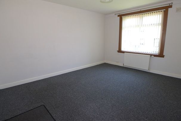 Property to let in Newburgh - Photo 1