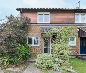 2 bedroom end of terrace house to rent - Photo 5