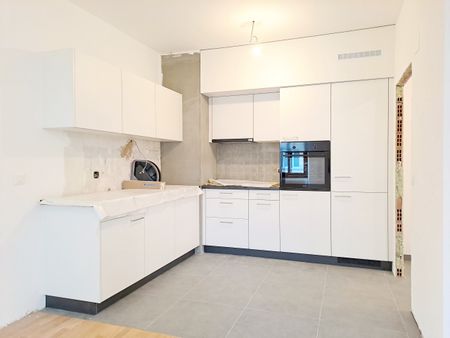 YVERDON 10, Appartement de 4.5 pièces entièrement rénové - Photo 5