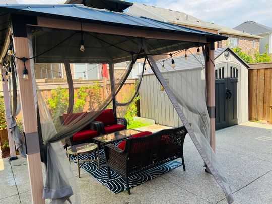 For Lease - 212 Spring Creek Drive, Hamilton, Ontario - Photo 1