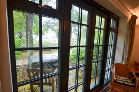 4 bedroom townhouse to rent - Photo 3