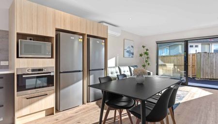 Shared Living - Photo 2