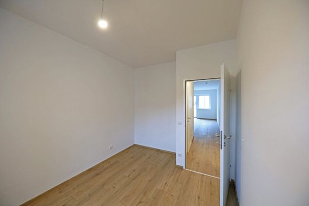 Zentrumsnahe 2 Zimmer Wohnung mit Einbauküche und Balkon - Photo 1