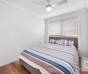 Family Home in Quiet Bligh Park Street - Photo 5