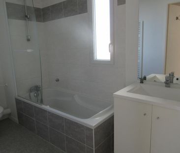 Location Maison 4 pièces 81m² STE LUCE SUR LOIRE 44980 - Photo 5