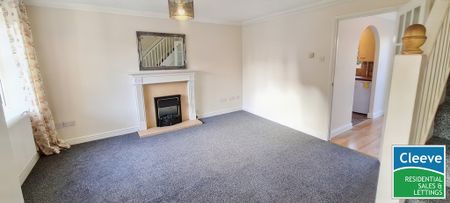 3 bed terraced house to rent in Cherry Blossom Close, Cheltenham, GL52 - Photo 2