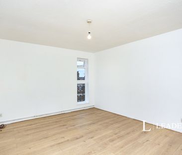 2 bedroom apartment to rent Elsinore Road, London, SE23 - Photo 3