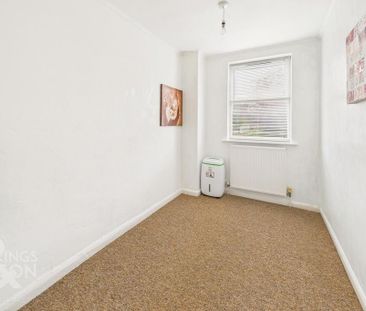 3 bedroom terraced house to rent - Photo 6