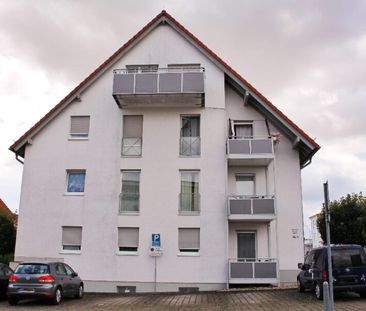 Frisch modernisierte 3-Zimmer-Wohnung im EG– ruhige Lage in Linden.... - Photo 1