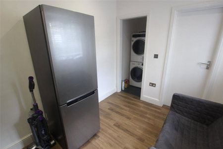 6 bedroom flat share to rent - Photo 5