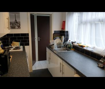 Room in a Shared House, Wallace Road, B29 - Photo 4
