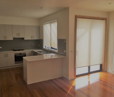 6/1407 Dandenong Road, Malvern East VIC 3145 - Apartment For Rent |... - Photo 2