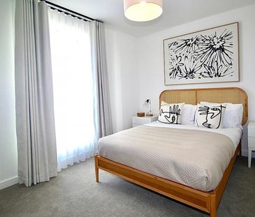 2 Bedroom Apartment - Purpose Built To Let - Photo 5