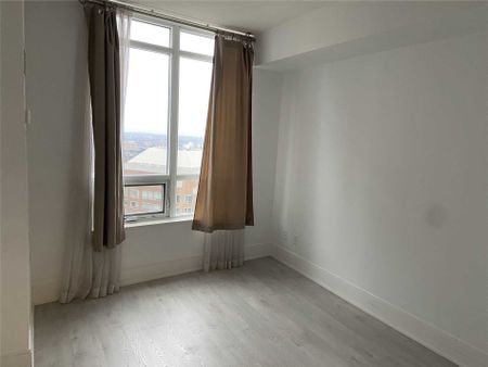 For Lease - 330 Burnhamthorpe Road Unit# 2707, Mississauga, Ontario - Photo 5