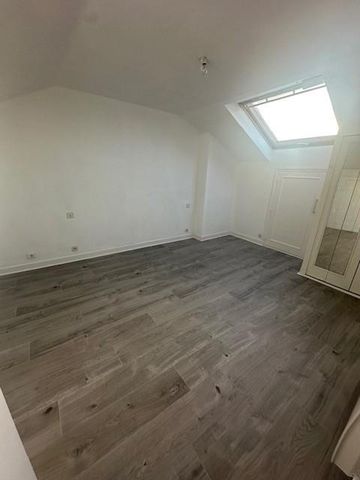 Location Appartement 3 pièces 50m² VAULX EN VELIN 69120 - Photo 3