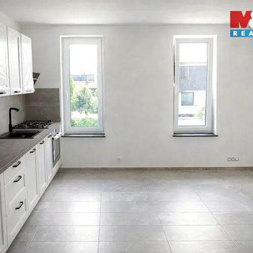 Pronájem bytu 1+kk, 34 m - Fotografie 1