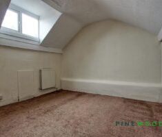 3 BEDROOM House - End Terrace - Photo 1