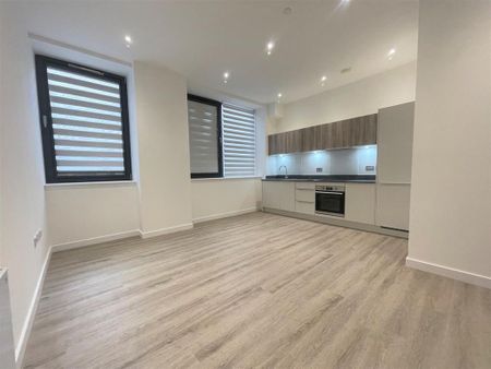 2 bedroom apartment to rent - Photo 2