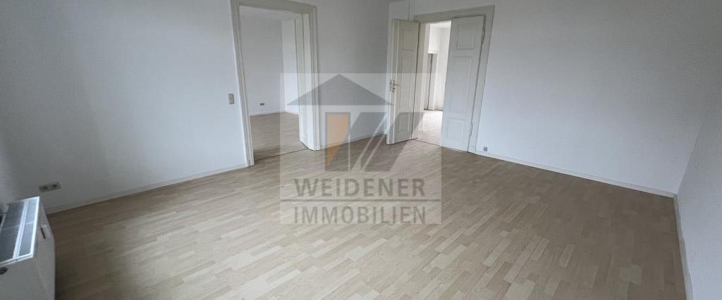 Wohnfreundliche 3-Zimmer Wohnung mit Balkon im Stadtzentrum! - Foto 1