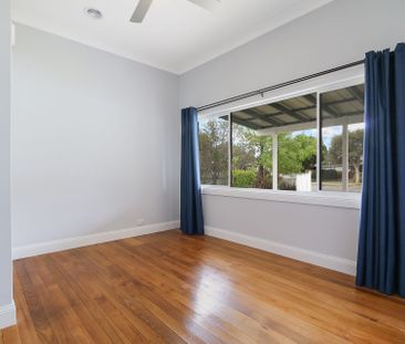 Enjoy Space & Comfort in a Convenient Location - Photo 5