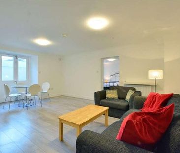 Catherine Grove, London, SE10 - Photo 3