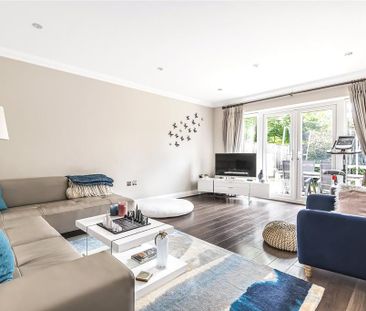 4 bedroom detached house to rent - Photo 2