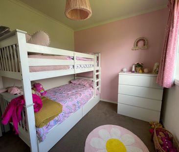 Family Living At Its Best - Photo 2