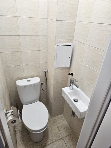 Trzy pokoje z balkonem widok na Katedrę ! - Photo 4