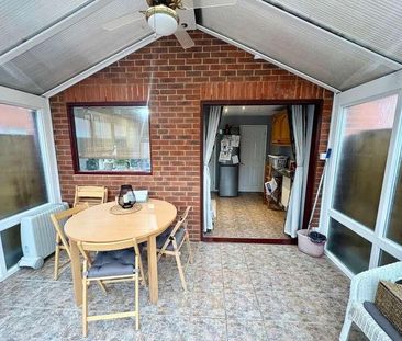 Doubleday Drive, Heybridge, CM9 - Photo 4