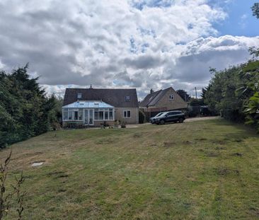 3 bedroom detached house to rent - Photo 3
