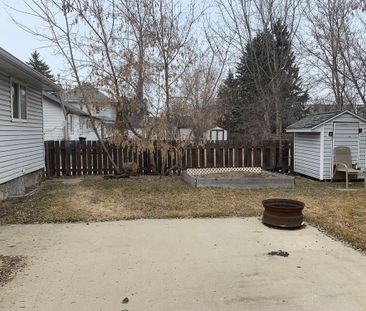 Main Floor Suite Located in Waskasoo!! - Photo 6