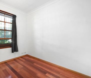 Split Level Urban Terraces in the Heart of Redfern - Photo 2