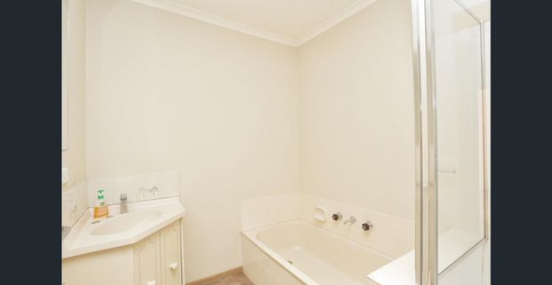 Charming unit in prime Reservoir location - Photo 1
