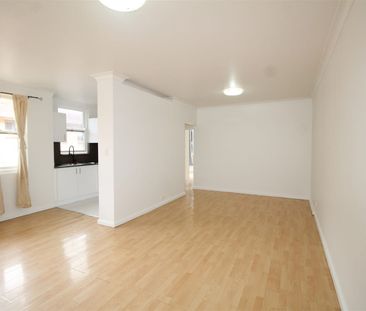 NEWLY RENOVATED TWO BEDROOM APARTMENT - Photo 3