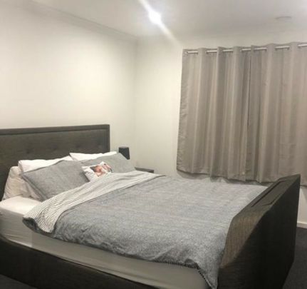 10/365 Pound Road, Hampton Park VIC - Photo 1