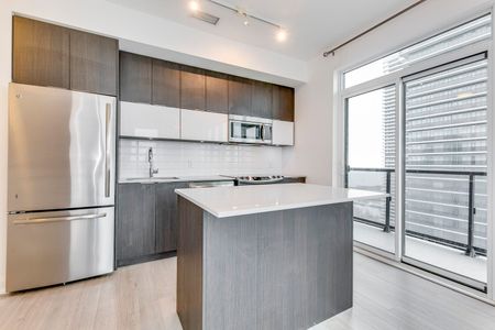 For Lease - 56 Annie Craig Drive Unit# 2805, Toronto, Ontario - Photo 5