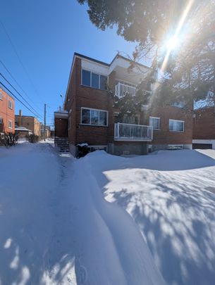 Condo for rent, Montréal (Saint-Laurent) - Photo 1