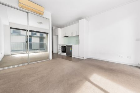 105/200 St Kilda Road, St Kilda VIC 3182 - Studio For Rent | Domain - Photo 2