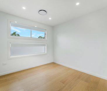 Modern 3-Bedroom Home in Prime Casula Location - Photo 6