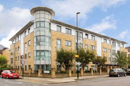 2 bed 2 bath within a modern new build minutes to a Caledonian road tube - Photo 5