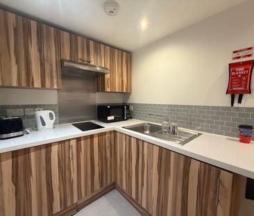 Venn Street, Huddersfield - Photo 3