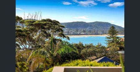 Bright & Spacious 3-Bedroom Coastal Apartment in Terrigal - Photo 2