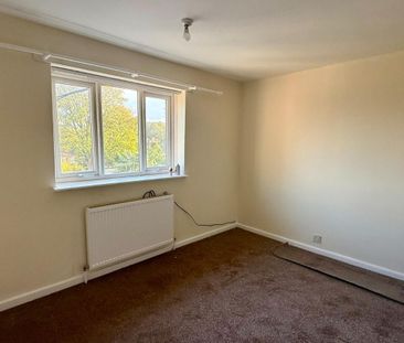 2 bedroom House To Let - Photo 3
