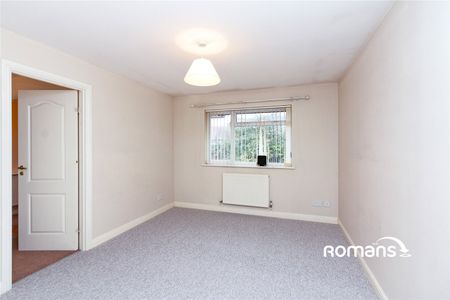 4 bedroom bungalow to rent - Photo 4