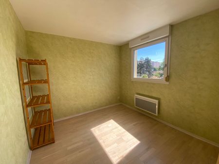 Location Appartement 1 pièce 32m² BESANCON 25000 - Photo 2