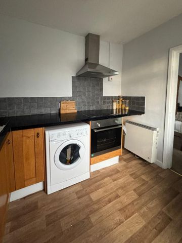 1 bedroom flat to rent - Photo 5