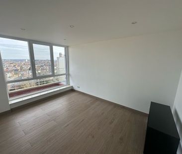 Gerenoveerd appartement met 2 slaapkamers en prachtig uitzicht - Photo 6