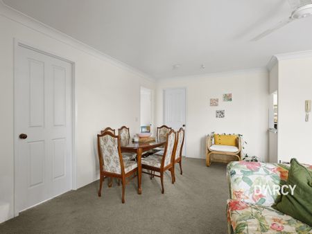 8/35 GLOBE ST - Photo 3